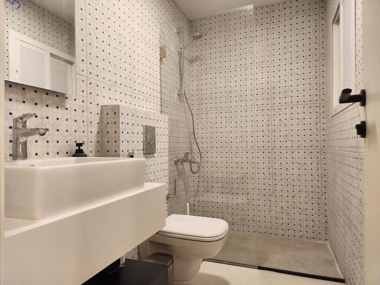 Apartment Amazonia Tropical Elegance In Gemayze *