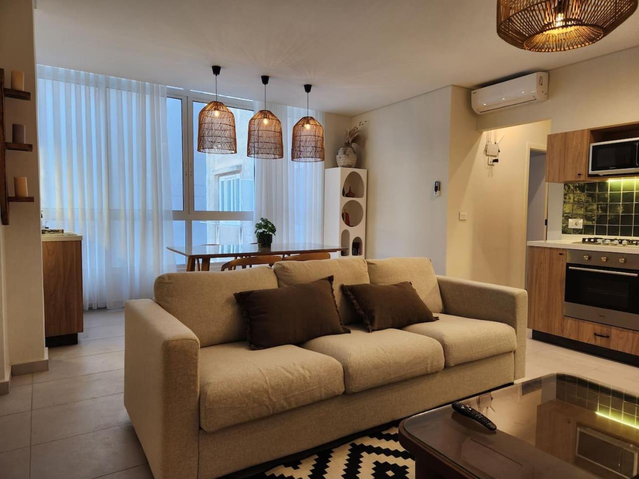 Apartment Amazonia Tropical Elegance In Gemayze Beirut